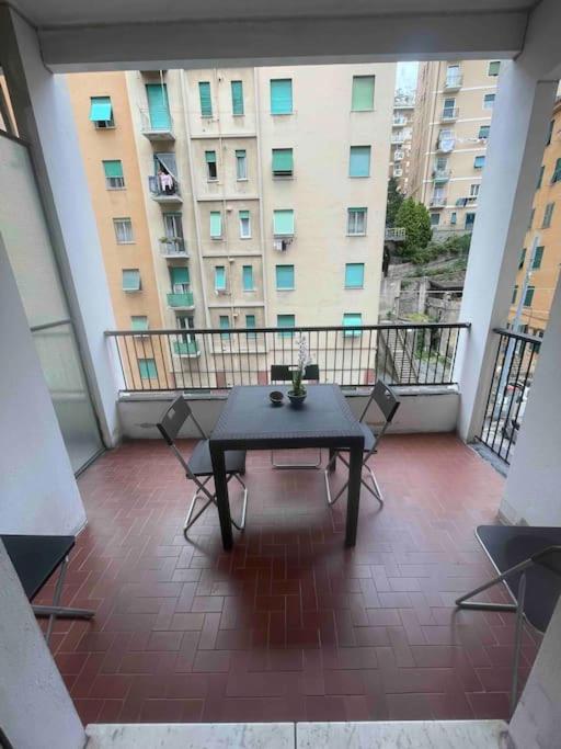 Apartment Centrale Con Ampio Balcone Genua